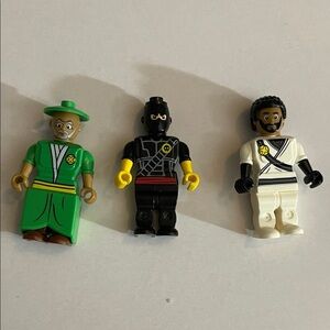LEGO Ninja Trio Set - Green, Black, and White Minifigures minifigs.